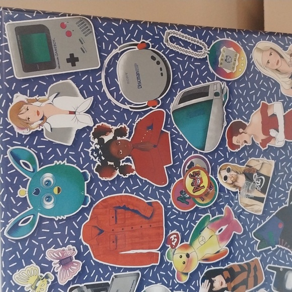 90s Icons Jigsaw Puzzle: 500 Piece Jigsaw Puzzle - Picture 6 of 12